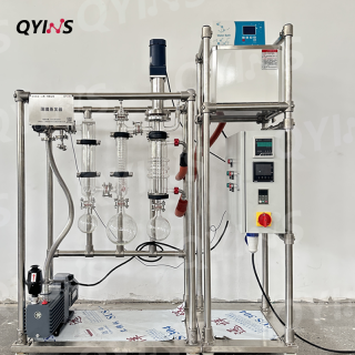 可用于脫除魚油內(nèi)低分子化合物/高分子聚合物60C玻璃薄膜蒸發(fā)器